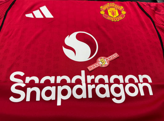 2025-26 曼聯主場「更衣室球員版」球衣