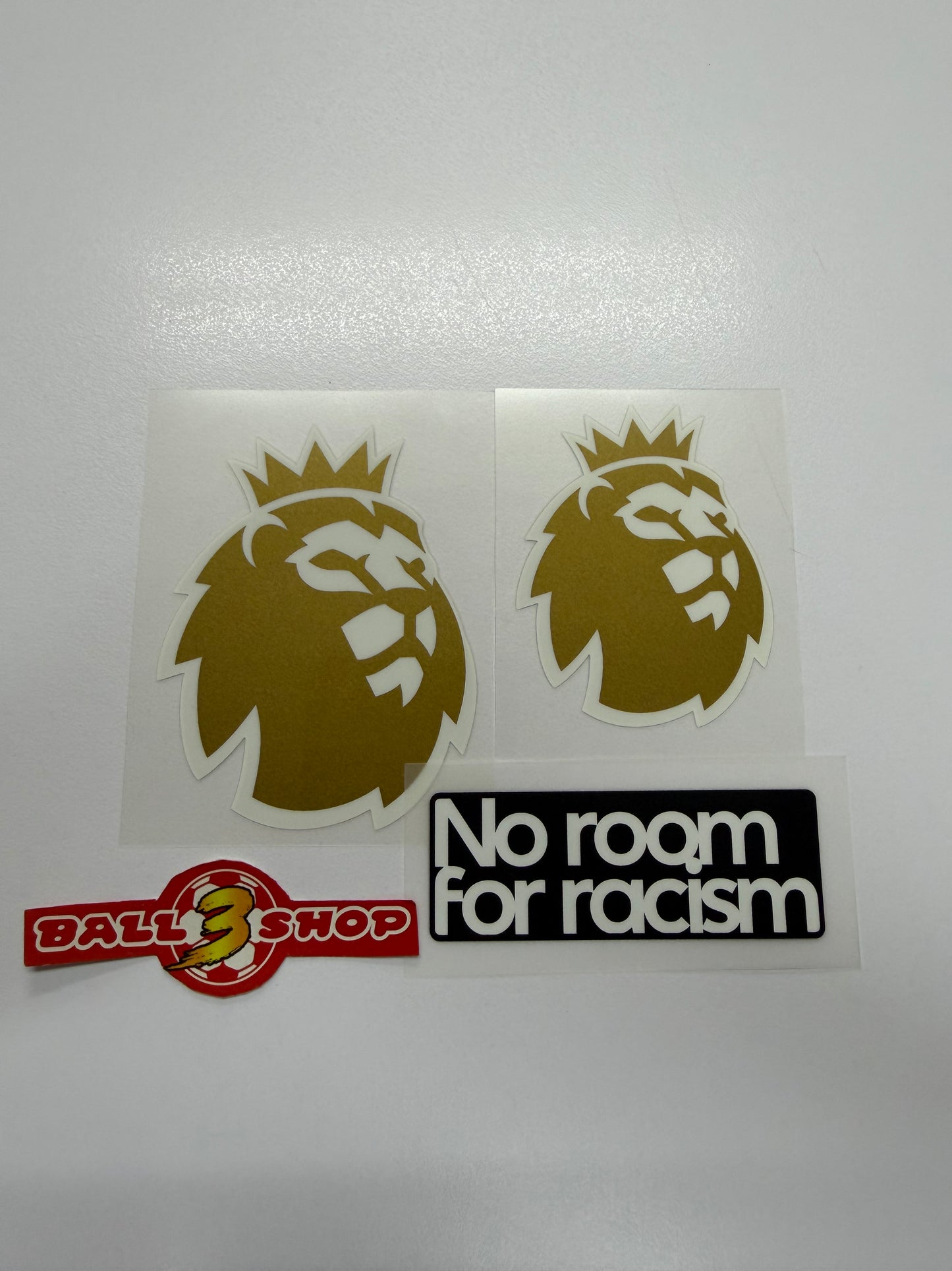 英超冠軍金章(70mm 中童size) 及NO ROOM 章