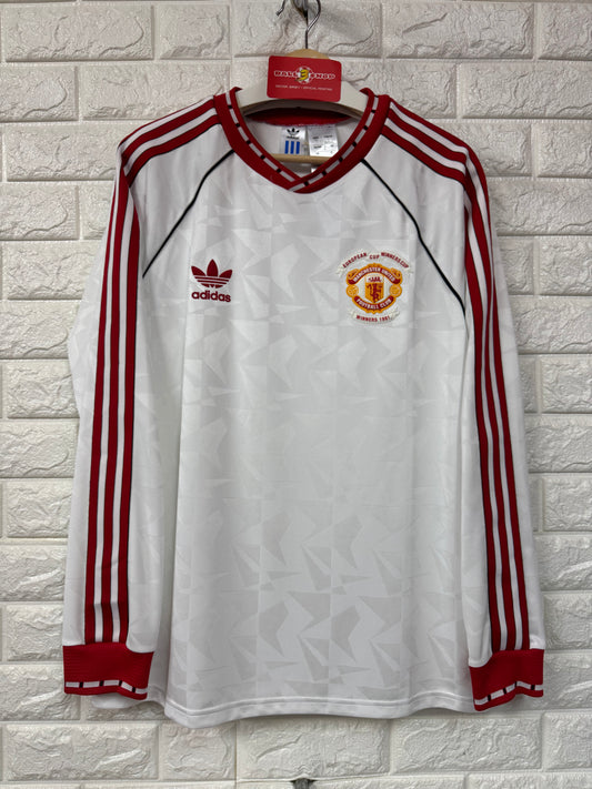 1992 ￼曼聯歐洲盃賽冠軍盃冠軍紀念復作客長袖球衣