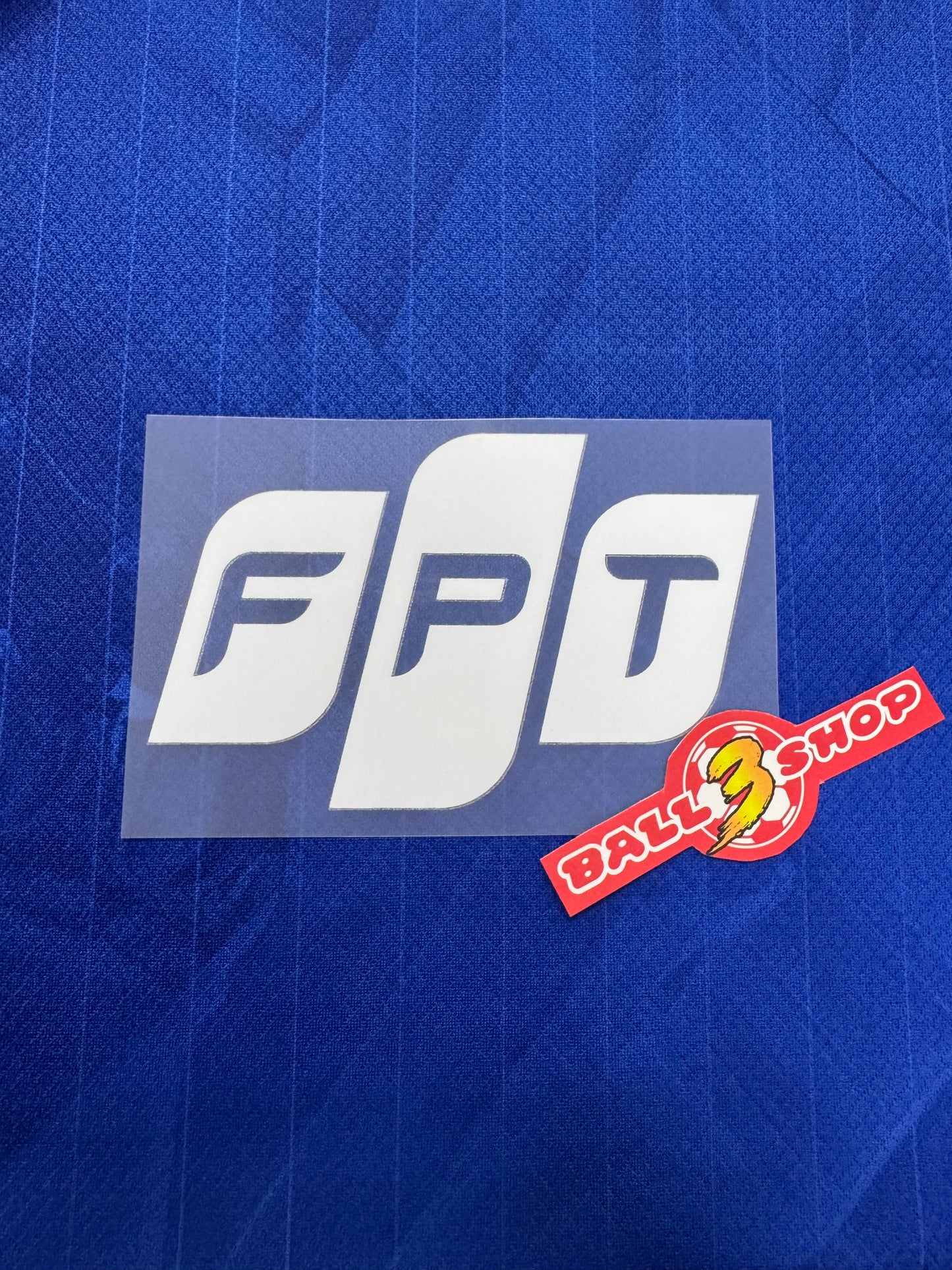 2025-26  車路士 FPT 廣告