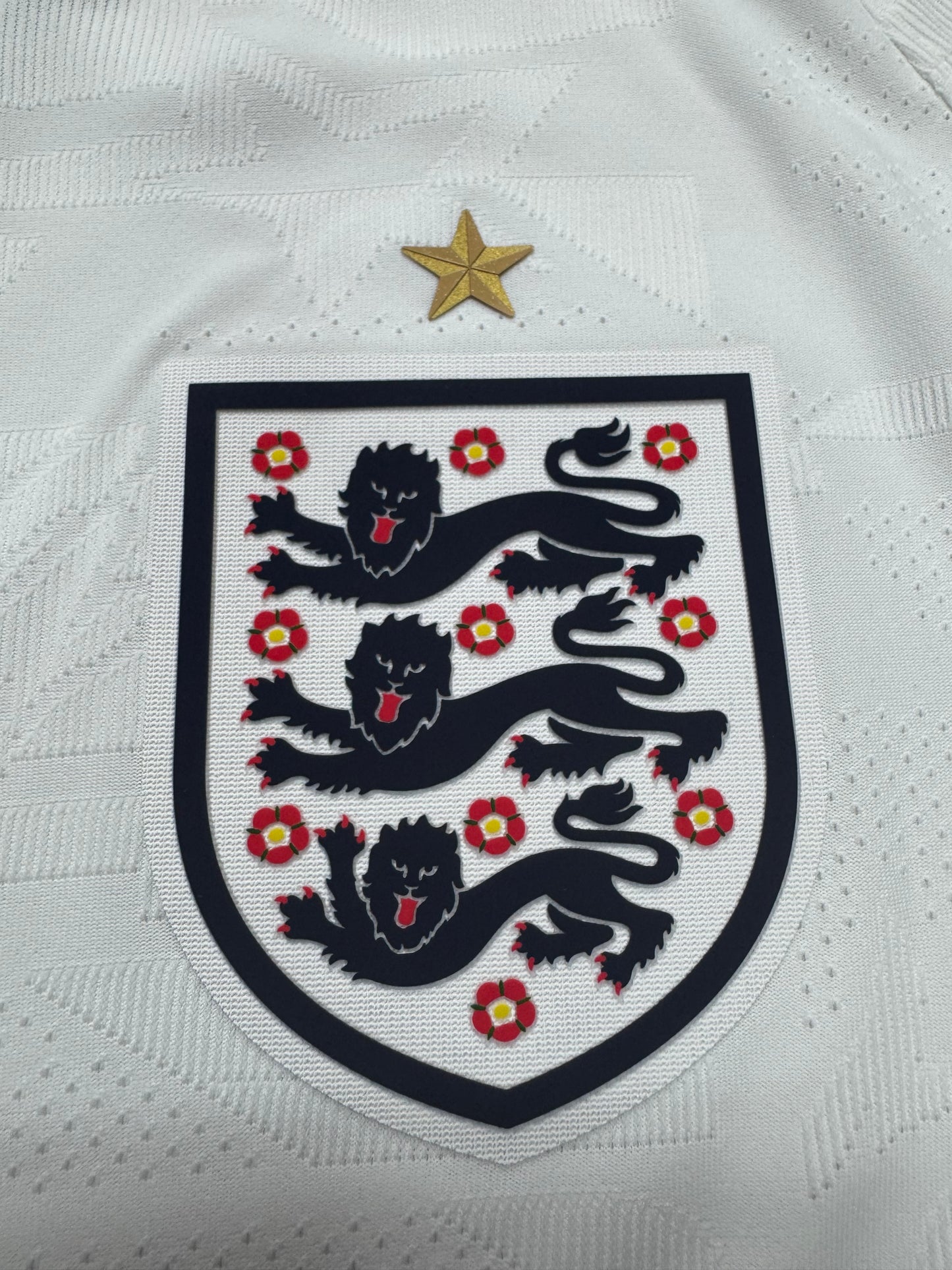 2026  英格蘭主場「 球員版」球衣 (內含印字選擇）